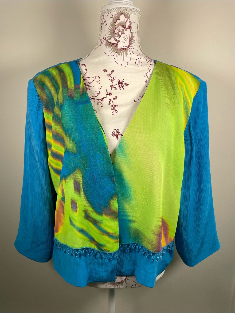 City Girl by Nancy Bolen 80% Silk Blue Green Beaded Open Front Top L